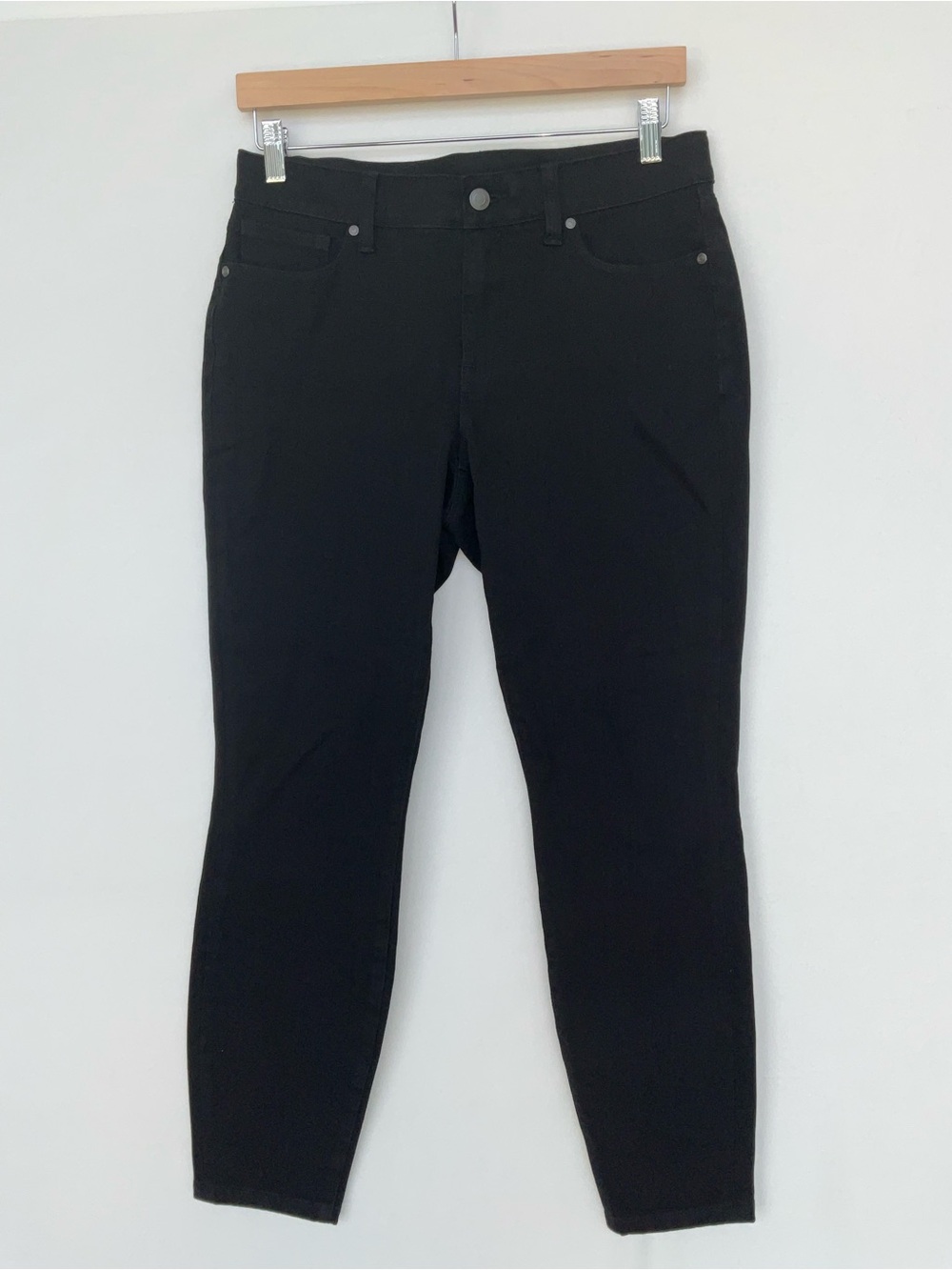 Soma Black Skinny Pull-on Pants